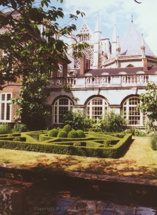 Sunny garden, Westminster Abbey, London