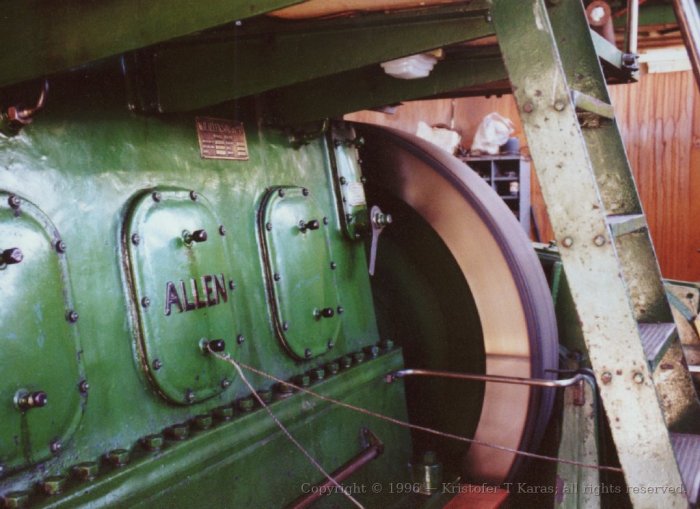 Diesel-powered pumping engine, Kew Bridge Steam Museum, England